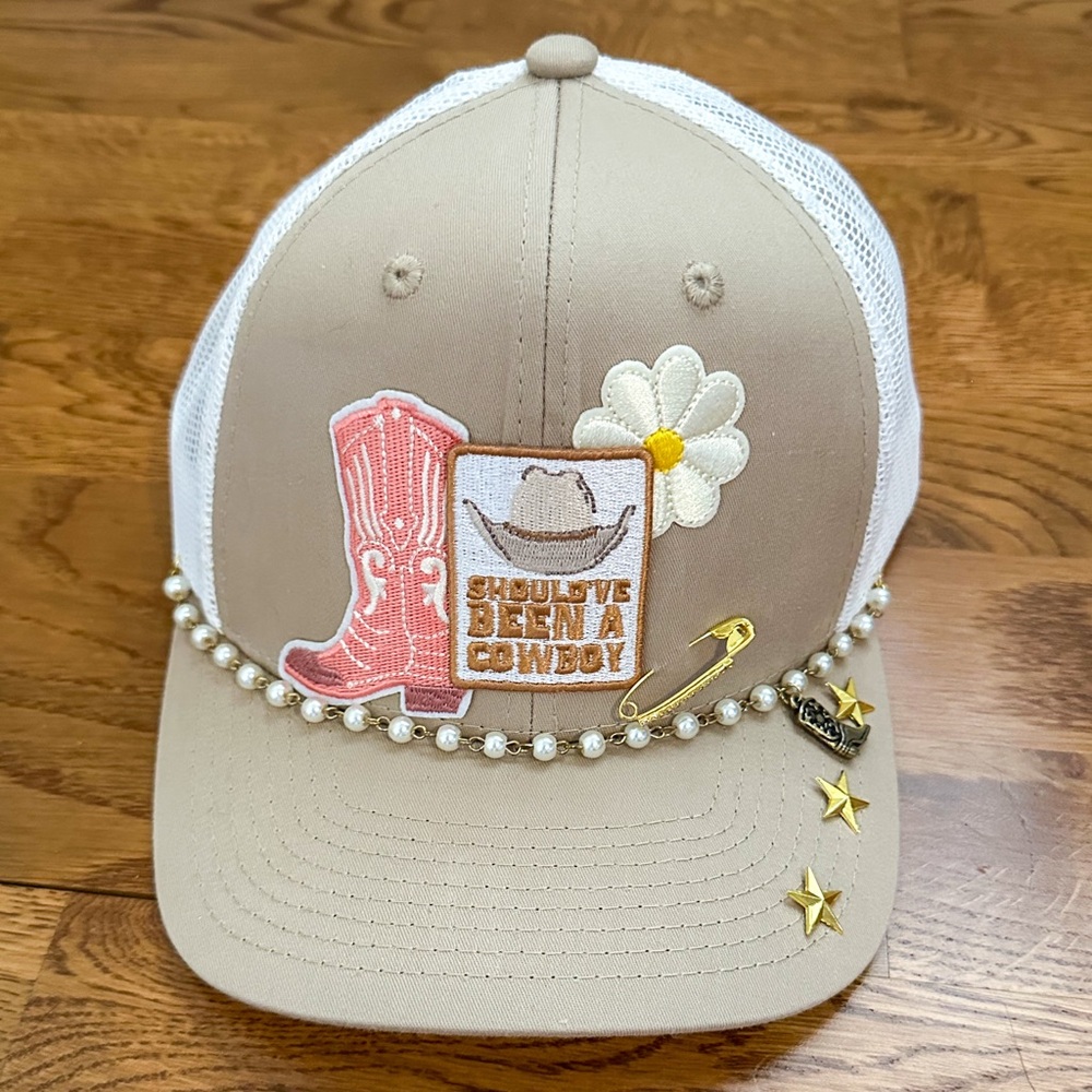 NWT Country Cowboy Trucker Hat - Picture 3 of 12